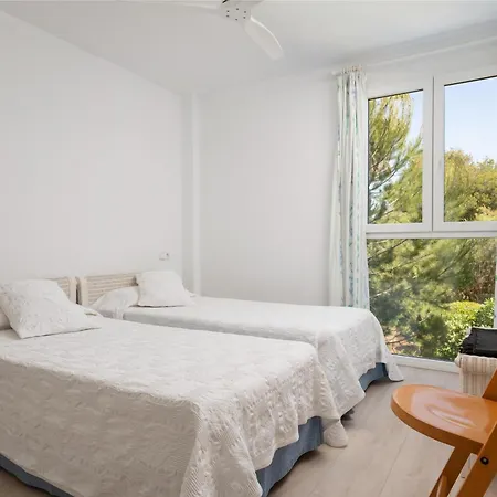 Apartment Roca Llenaire 1c